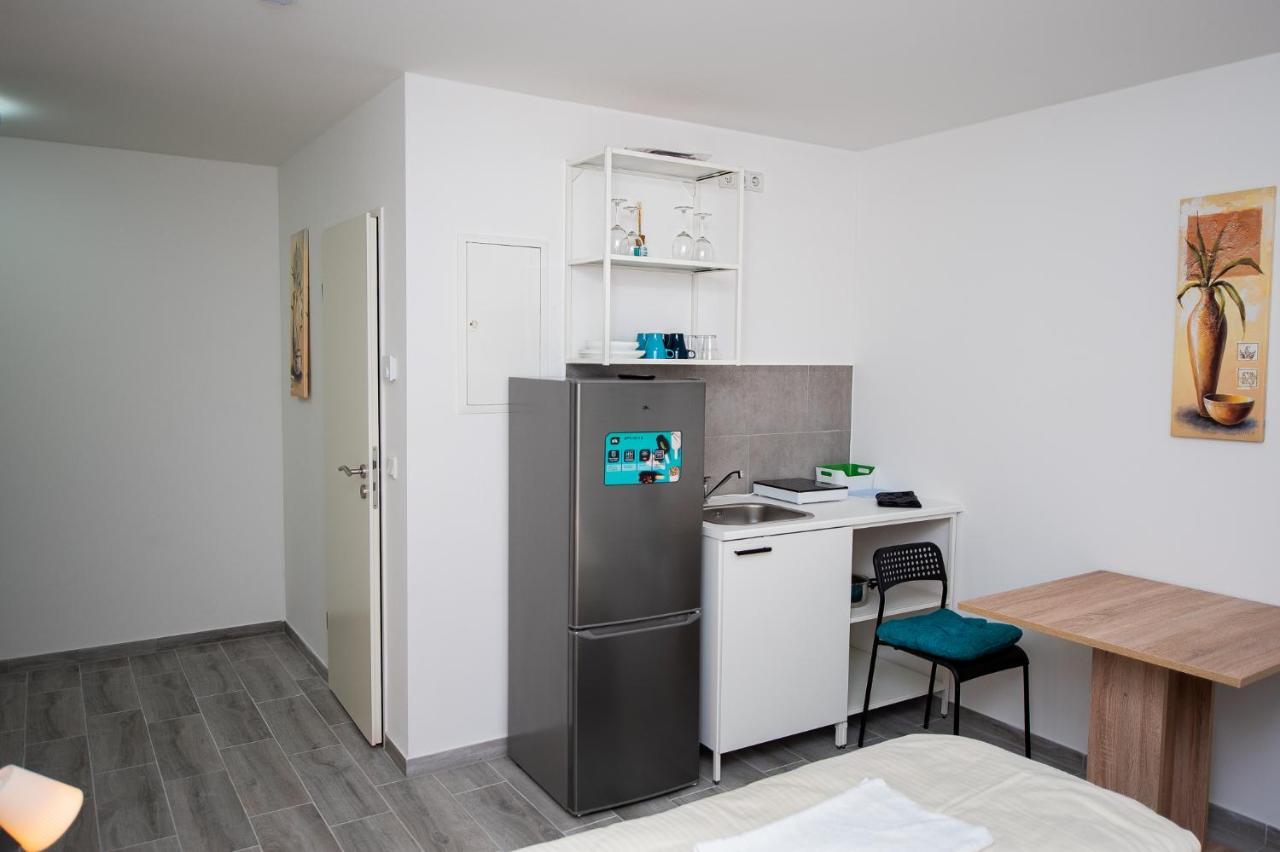 Modern Living Studio Kueche Netflix Inklusive Top Lage Norymberga Zewnętrze zdjęcie